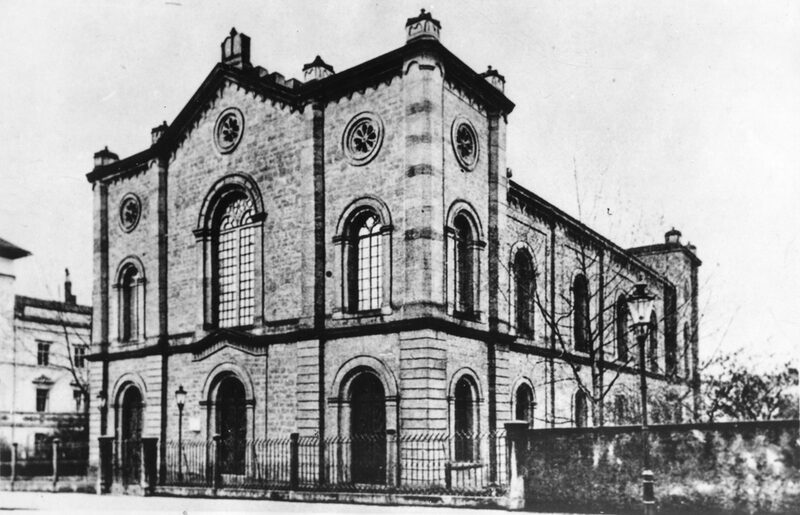 Wurde zwei Tage vor der Reichpogromnacht bereits entweiht und danach von der Stadtverwaltung "abgetragen": die große Synagoge
